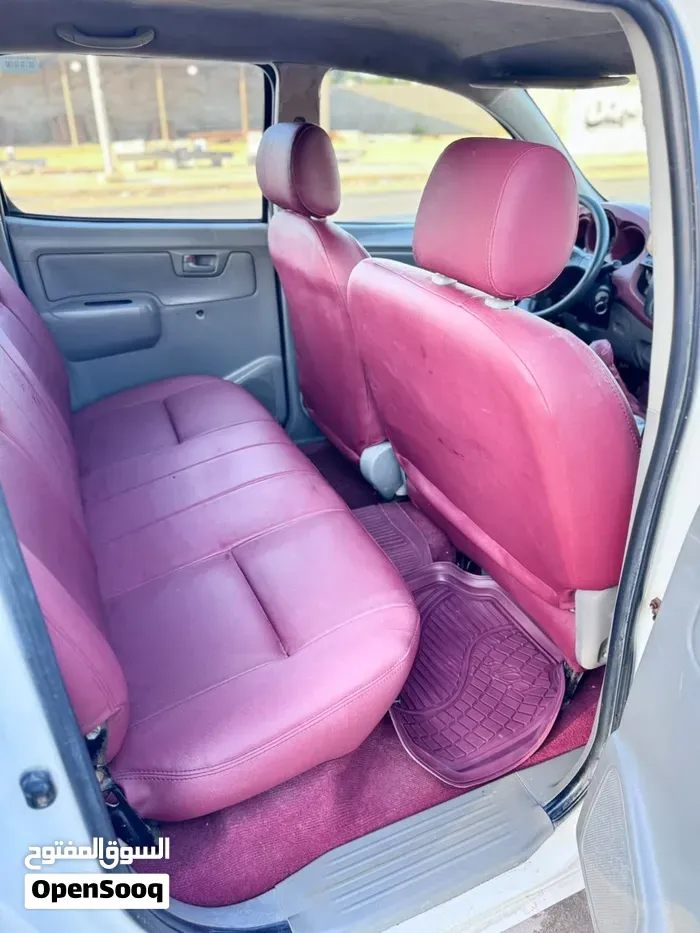 Toyota Hilux 2006 photo 3