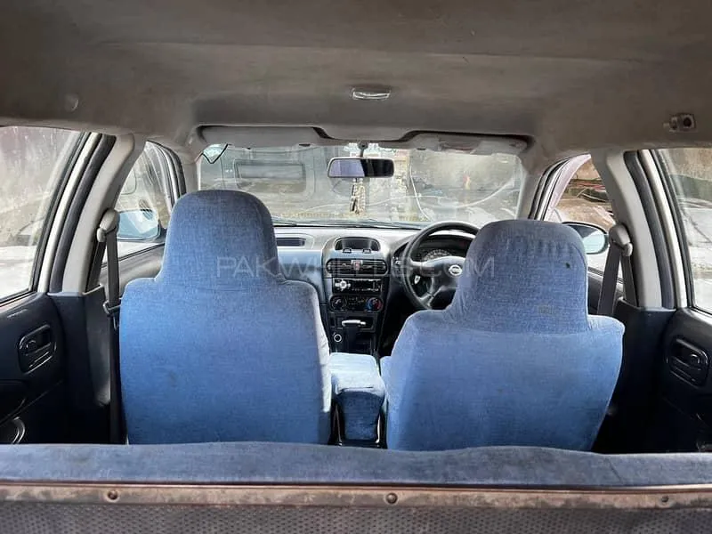 Nissan Ad Van