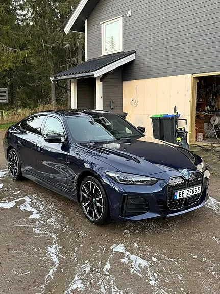 BMW I4 2022 photo 3