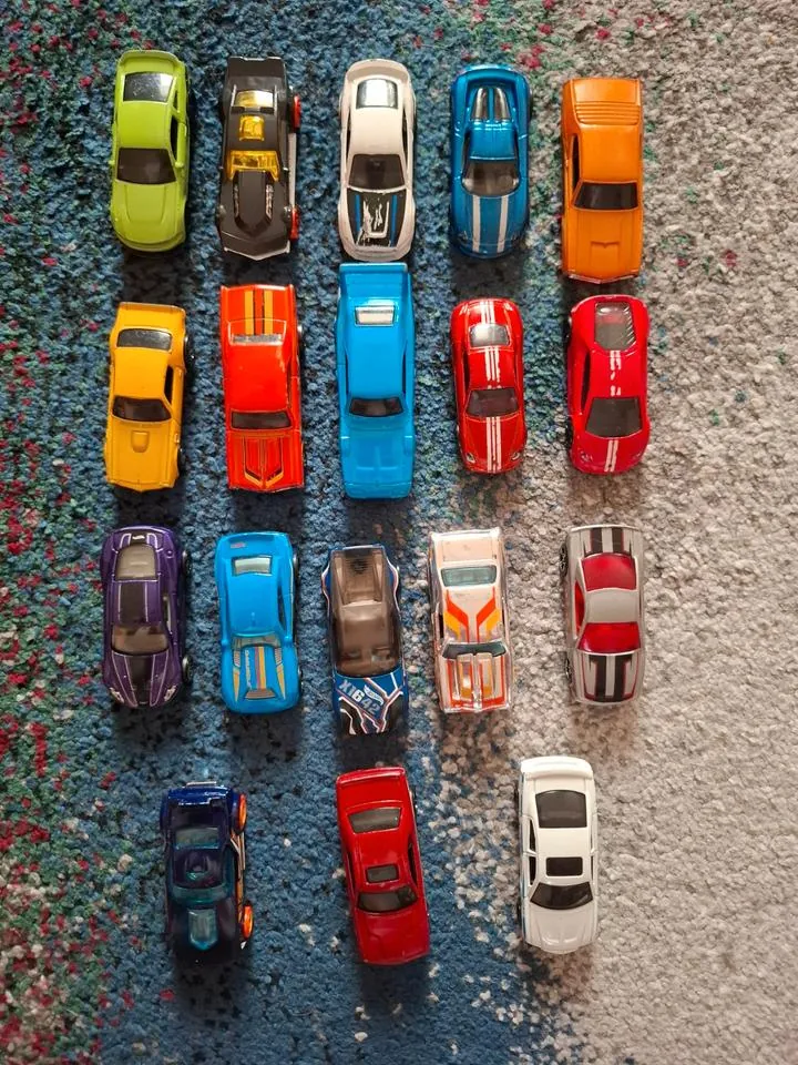 Hot Wheels Autos