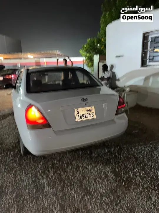 Hyundai Avante 2005 photo 5