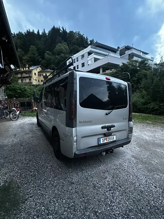 Renault Trafic 2005 photo 3