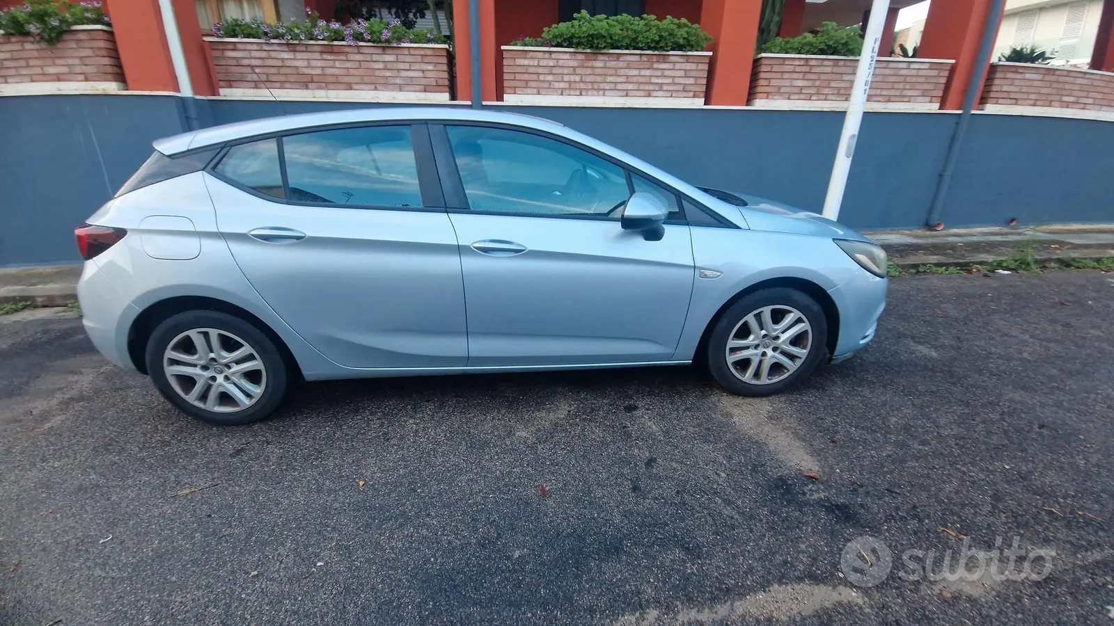 Opel Astra 2016 photo 2