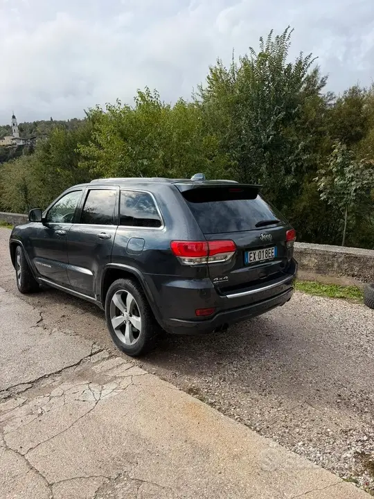 Jeep Grand Cherokee 2014 photo 2