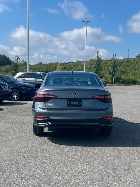 Volkswagen Jetta 2022 photo 5