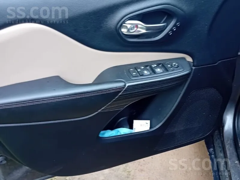 Jeep Cherokee 2015 photo 5