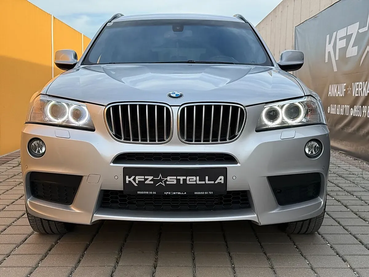 BMW X3 2011 photo 2