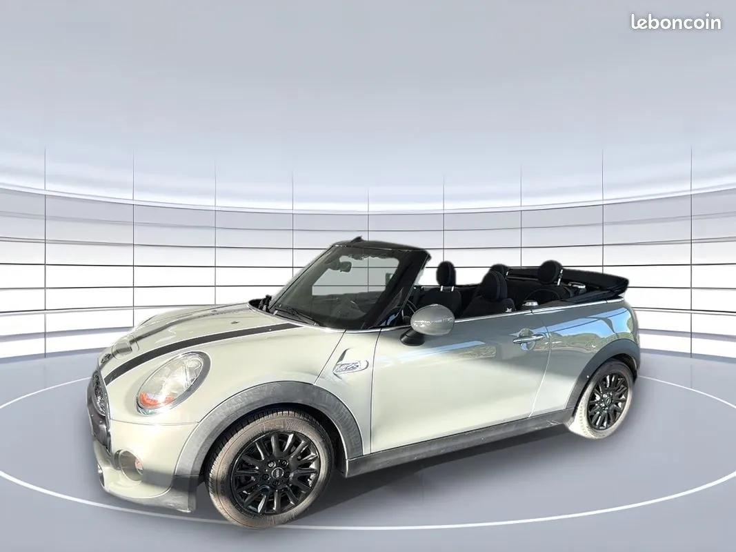 Mini Mini Cabrio 2017 photo 2