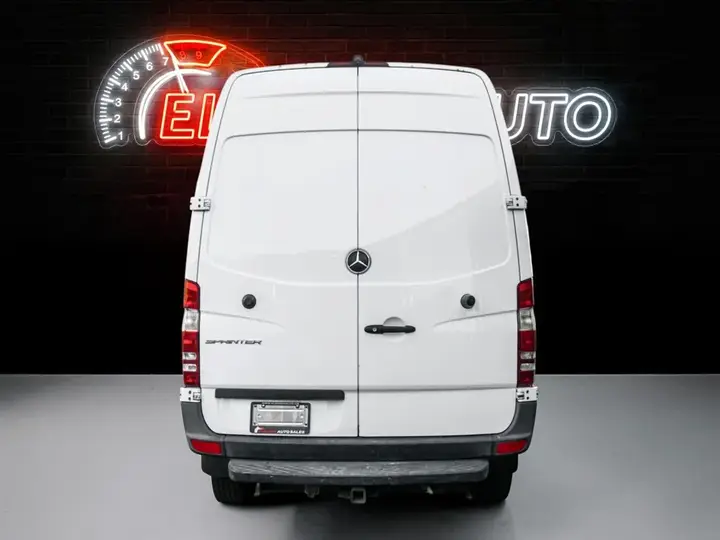 Mercedes-Benz Sprinter 2015 photo 5