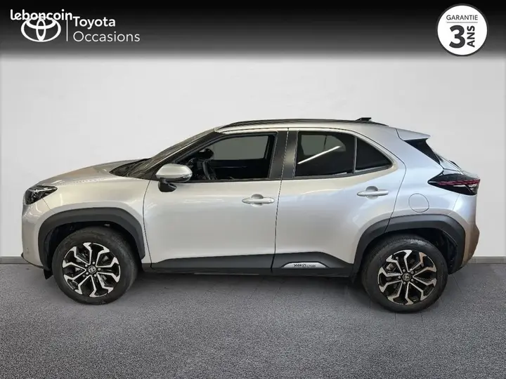 Toyota Yaris Cross 2025 photo 3