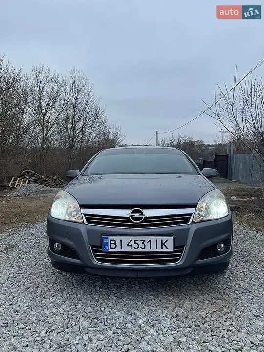 Opel Astra 2007 photo 2