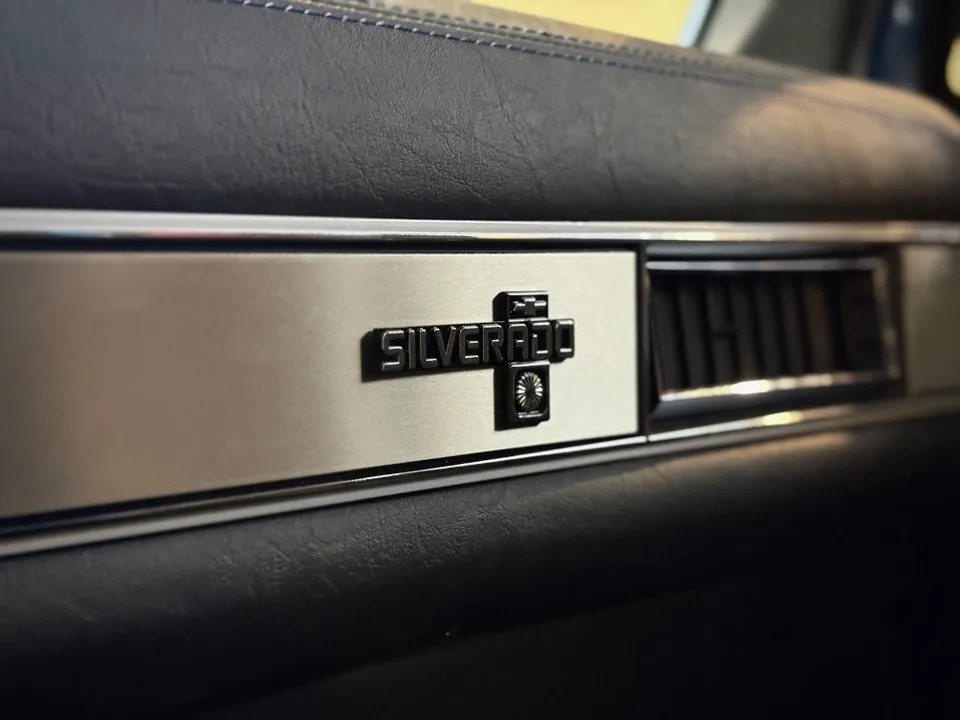 Chevrolet C10 1981 photo 4