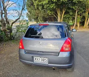 Suzuki Swift 2005 photo 4