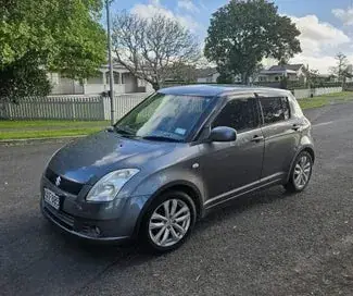 Suzuki Swift 2005 photo 2