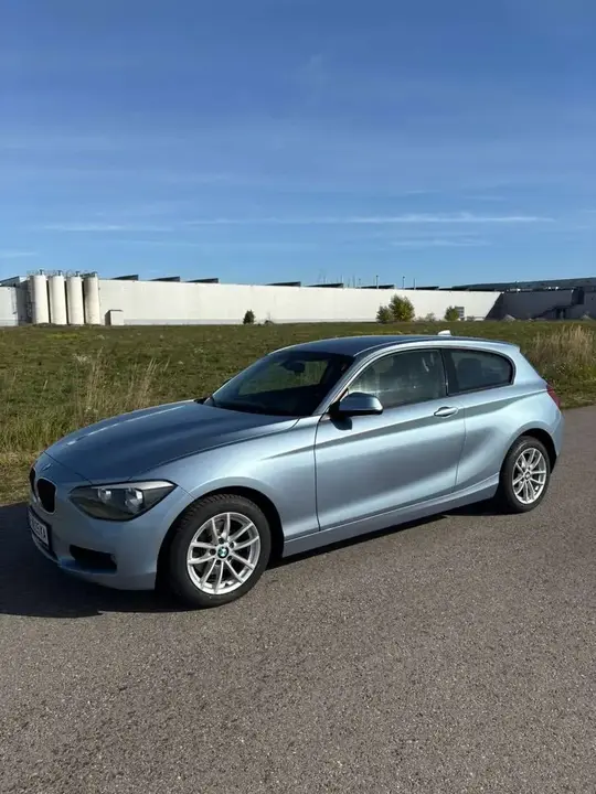 BMW 1 Series 2013 photo 2