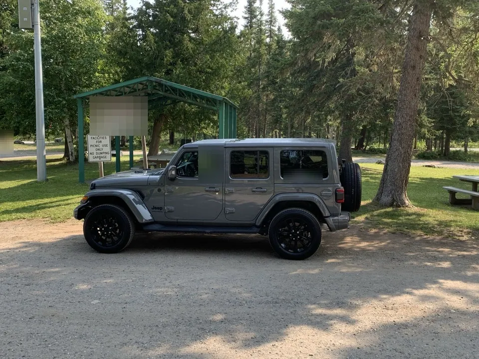 Jeep Wrangler Unlimited 2023 photo 3