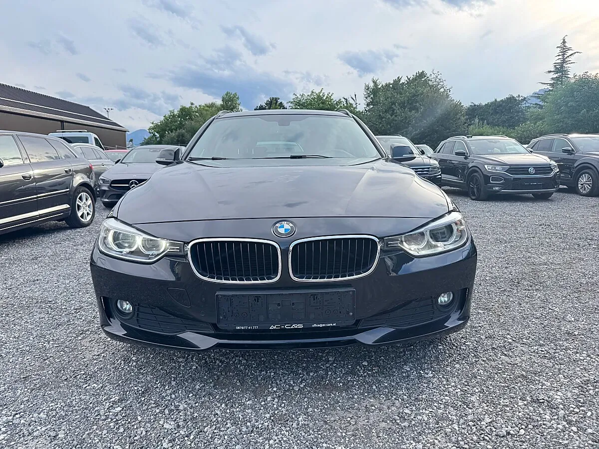 BMW 3 Series 2015 photo 2