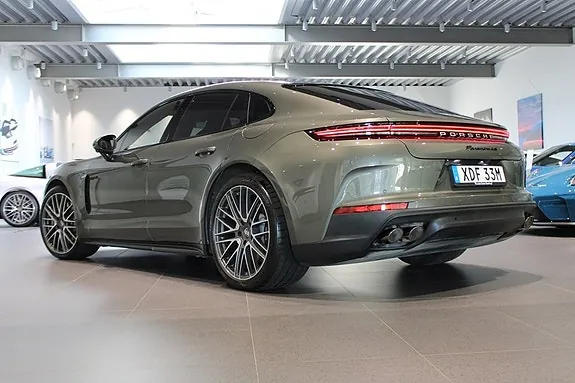 Porsche Panamera 2026 photo 2