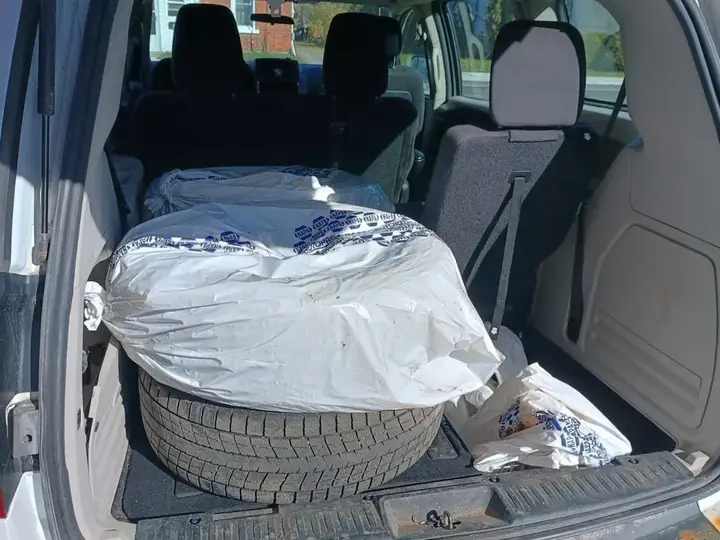 Dodge Grand Caravan 2016 photo 3
