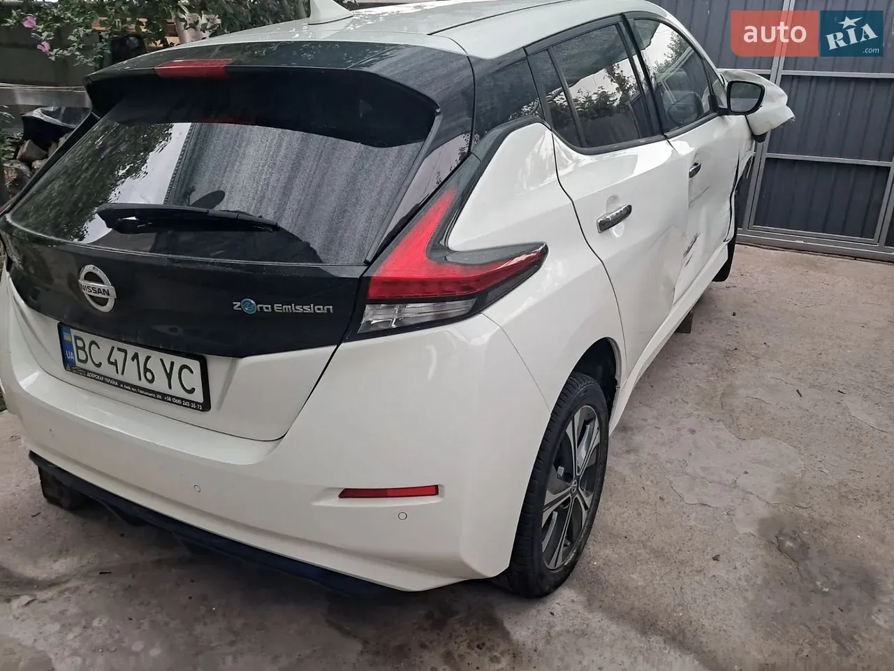 Nissan Leaf 2021 photo 2