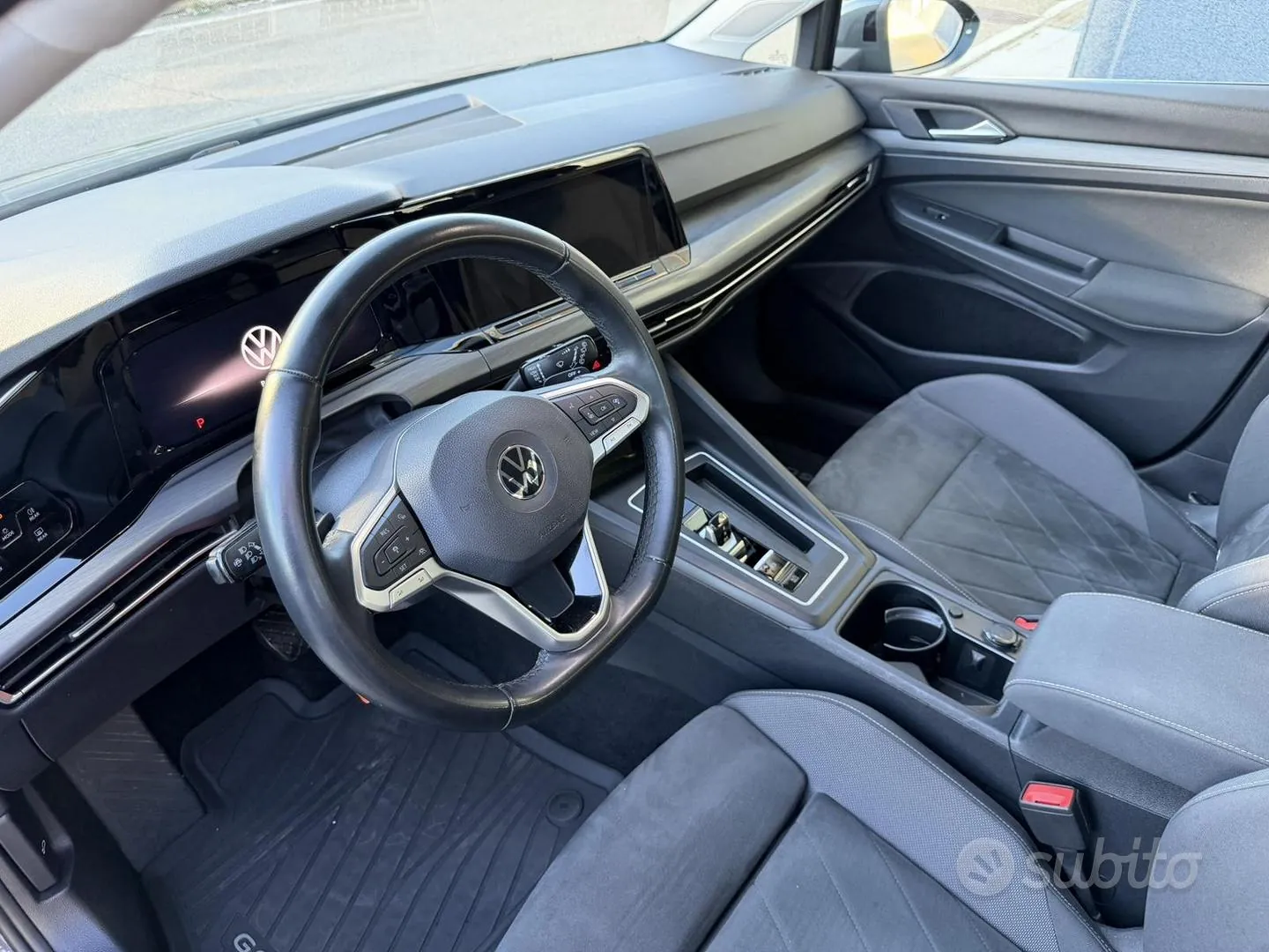 Volkswagen Golf 2022 photo 5