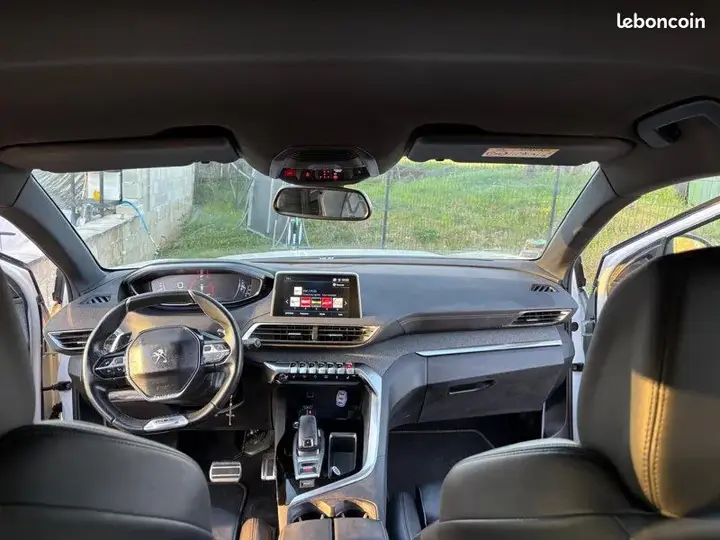 Peugeot 5008 2019 photo 2