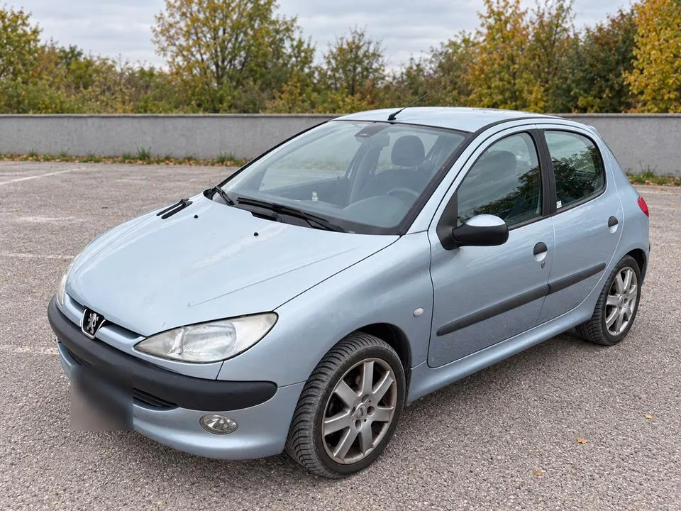 Peugeot 206