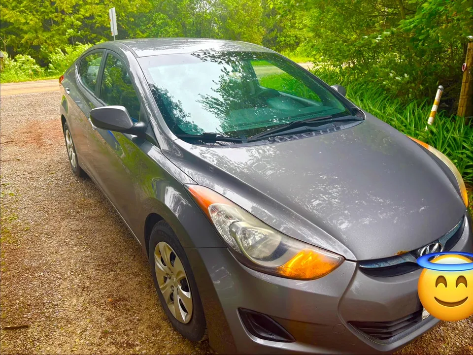 Hyundai Elantra 2013 photo 2