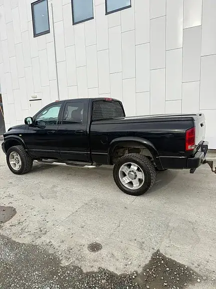 Dodge Ram 3500 2004 photo 3
