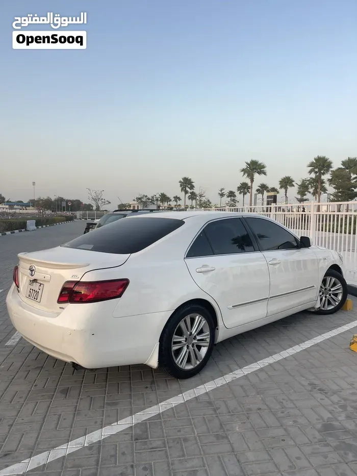 Toyota Camry 2011 photo 2