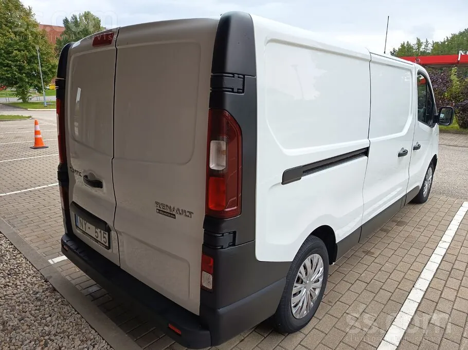 Renault Trafic 2015 photo 5