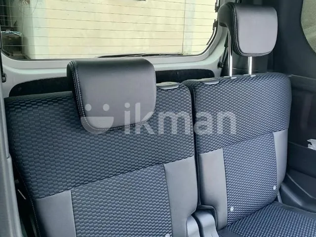 Daihatsu Tanto 2024 photo 4