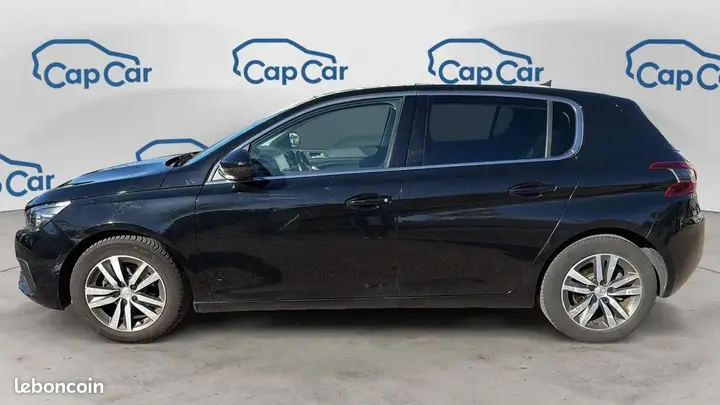 Peugeot 308 2019 photo 2
