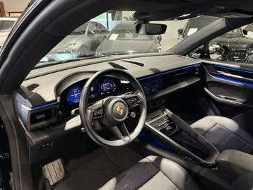 Porsche Macan 2024 photo 2
