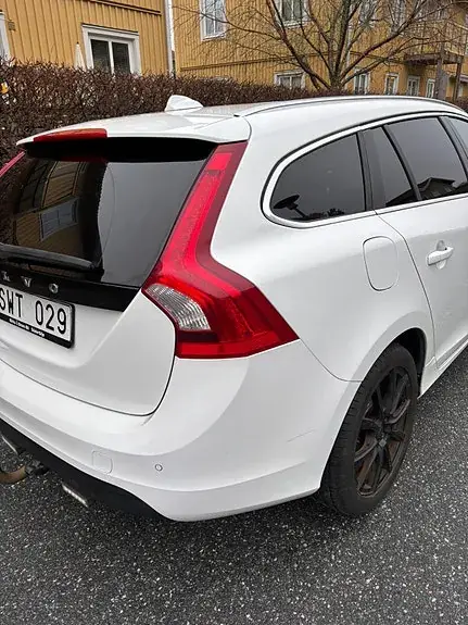 Volvo V60 2012 photo 4