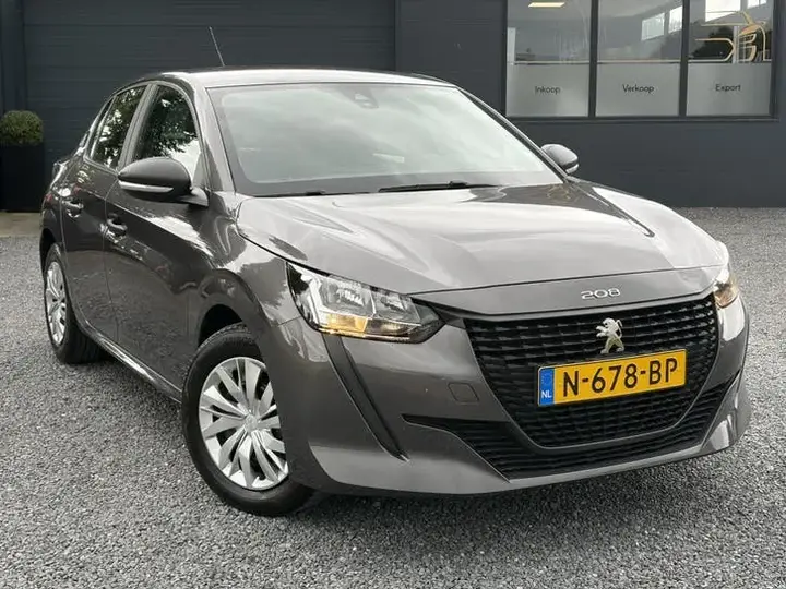 Peugeot 208 2021 photo 2