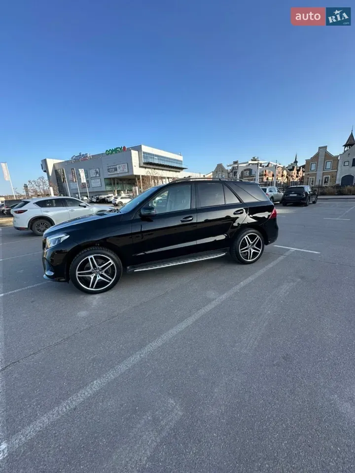 Mercedes-Benz Gle-Class 2018 photo 5