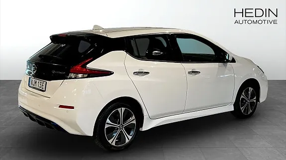 Nissan Leaf 2021 photo 2