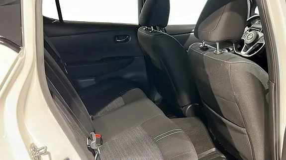 Nissan Leaf 2021 photo 5