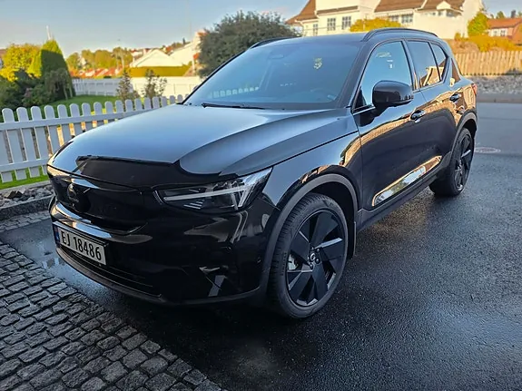 Volvo Ex40 2025 photo 4