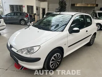Peugeot 206 2010 photo 2