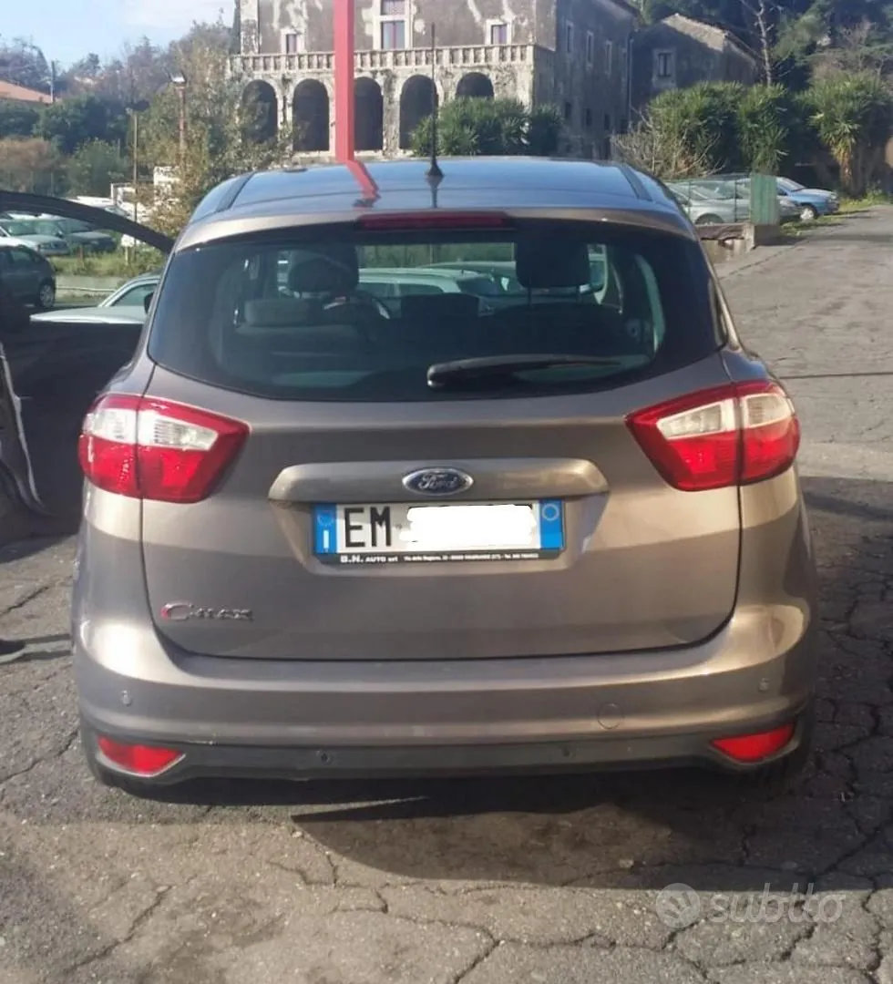 Ford C-Max 2012 photo 4
