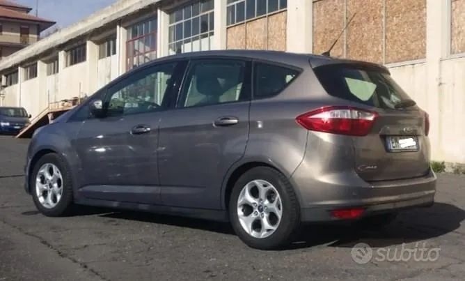 Ford C-Max 2012 photo 2