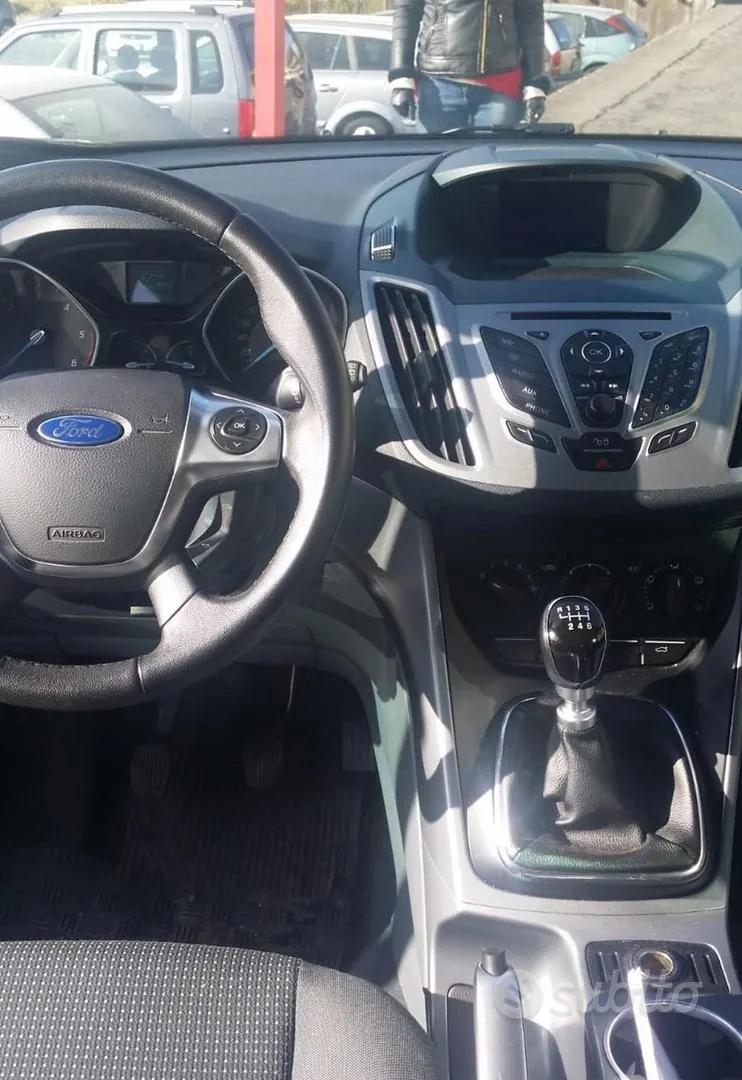 Ford C-Max 2012 photo 3