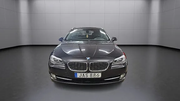 BMW 528 2012 photo 2