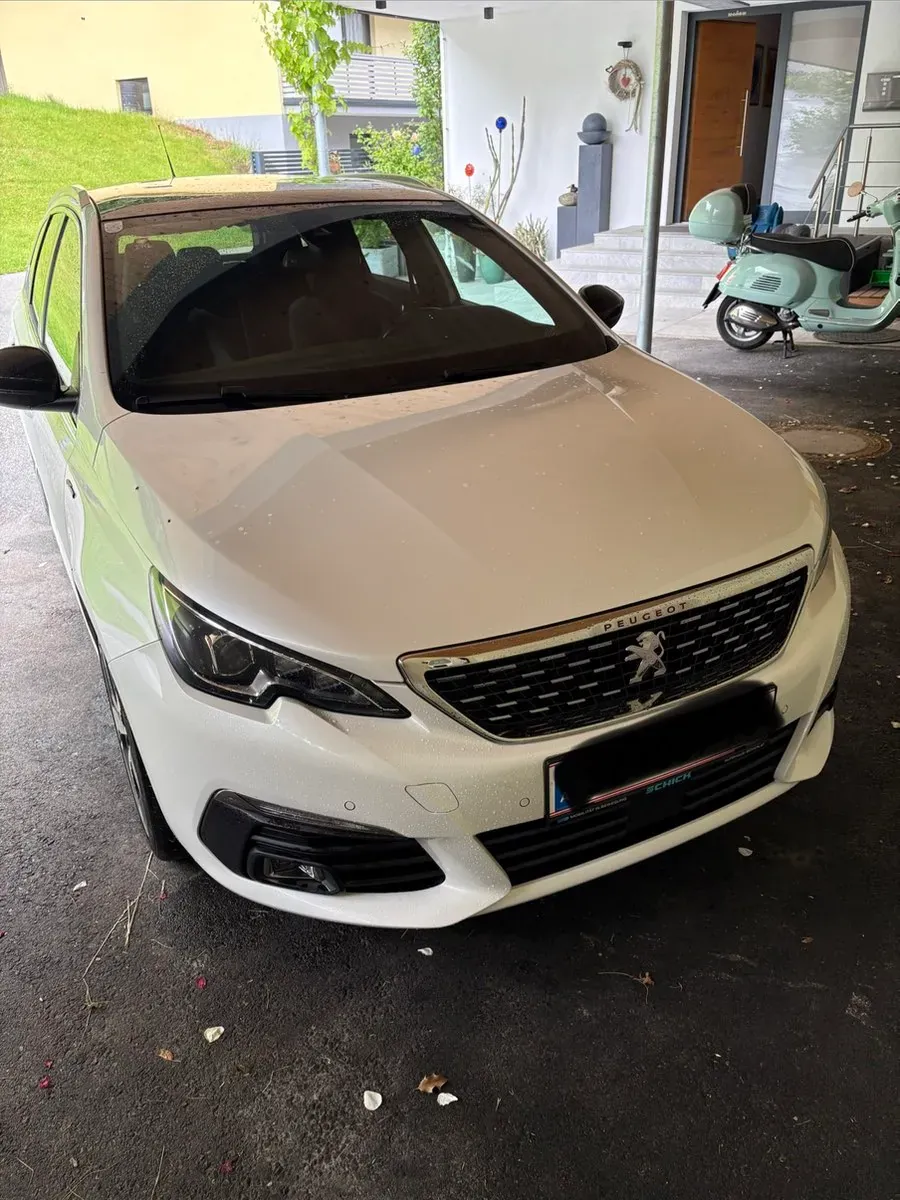 Peugeot 308 2018 photo 3