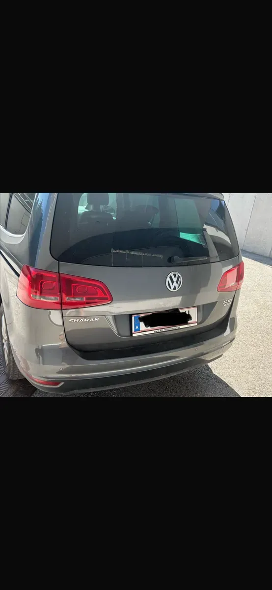 Volkswagen Sharan 2012 photo 3
