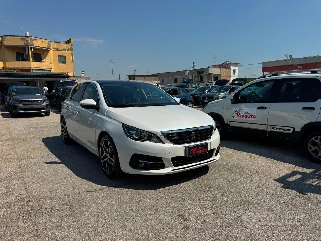 Peugeot 308 2019 photo 2