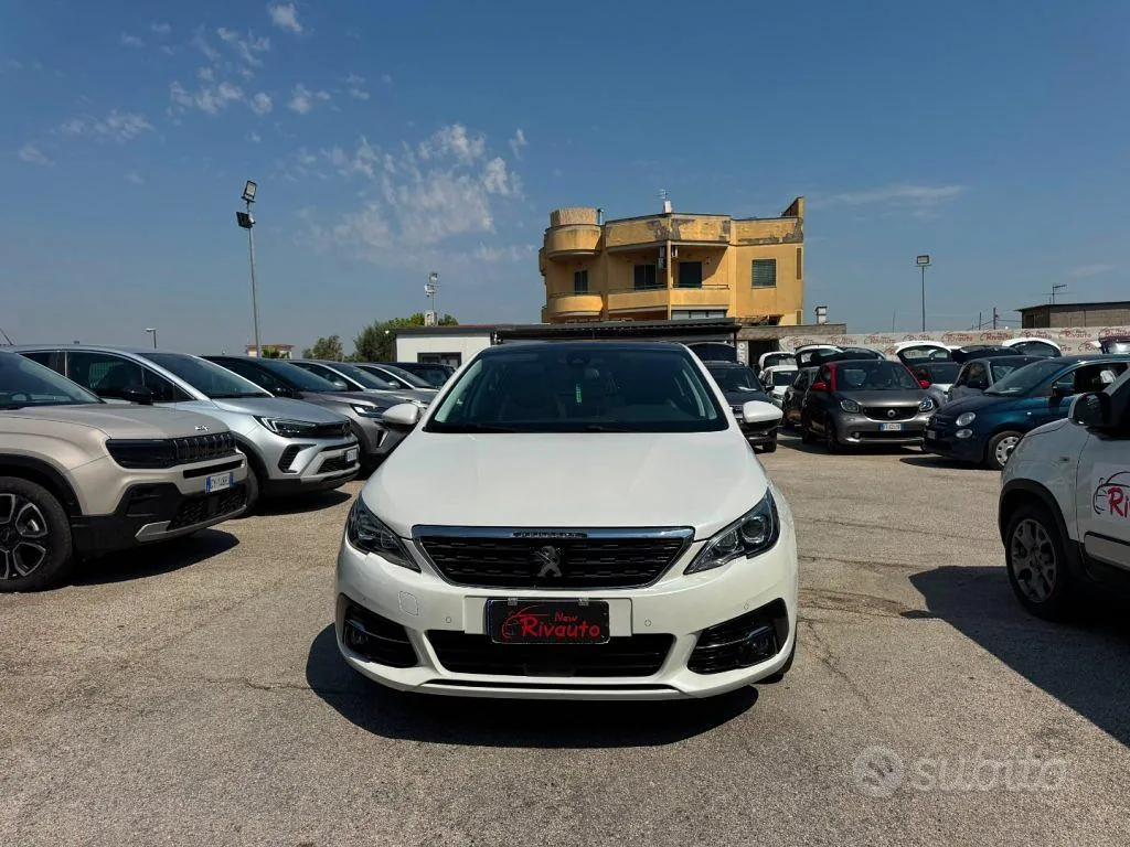 Peugeot 308 2019 photo 3