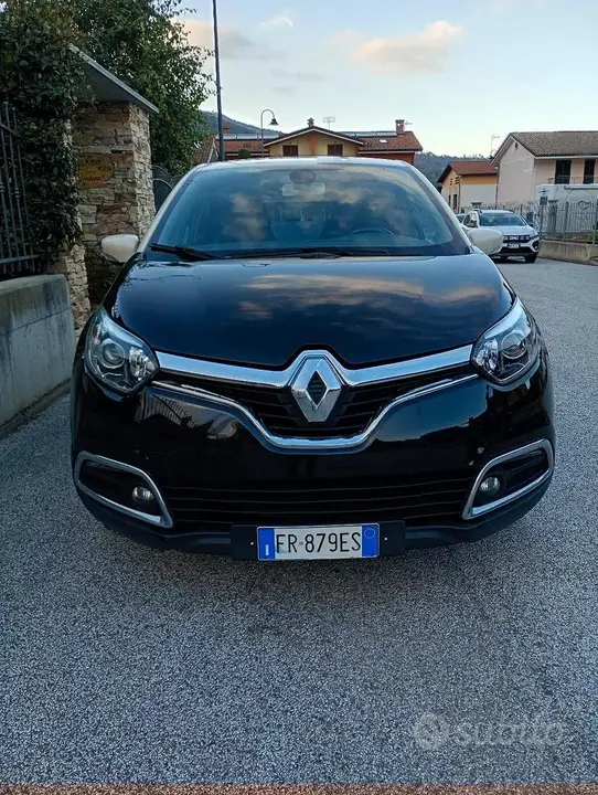 Renault Captur 2018 photo 2